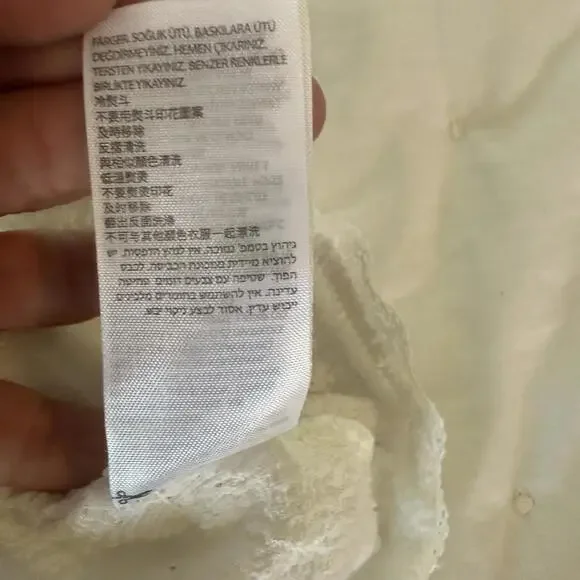 NWOT Edikted Lucy Ruffled Lace Shorts Sz XS - Picture 10 of 10